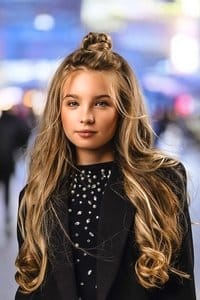 Анна Волкова